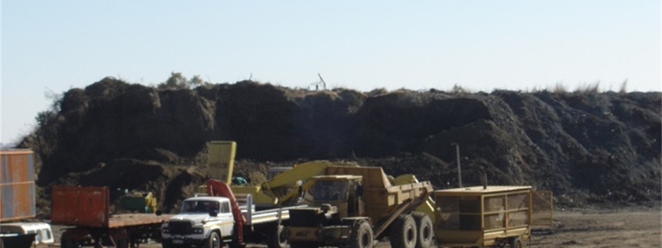 Oxidised dump processed during prospecting